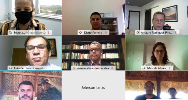 Imagem de videoconferência entre indígenas e representantes da Justiça do Trabalho e da PMA