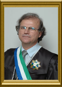 Foto do Exmo. Sr. Juiz Ricardo Geraldo Monteiro Zandona