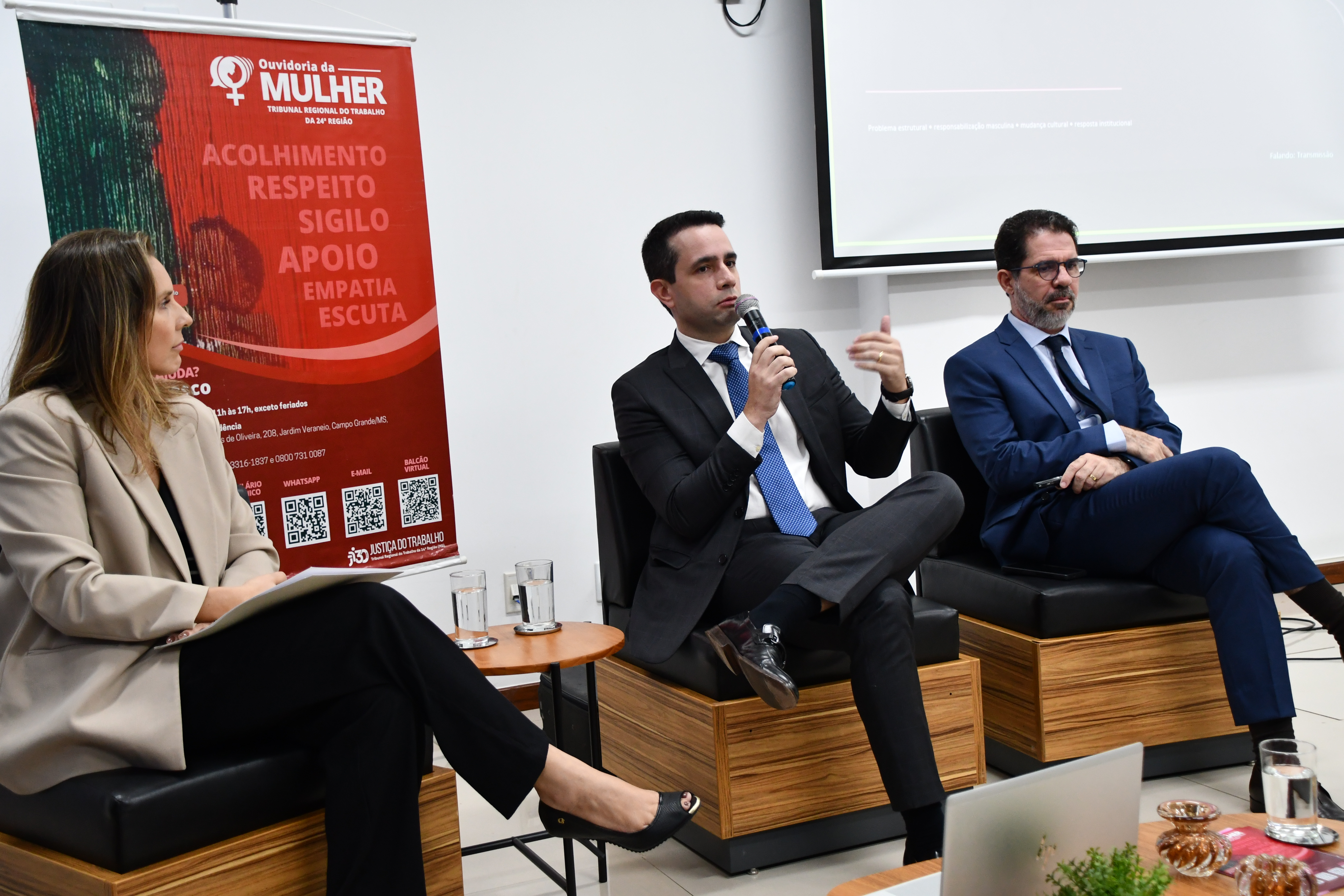 O segundo bloco trouxe reflexões sobre o papel masculino no enfrentamento da violência de gênero.