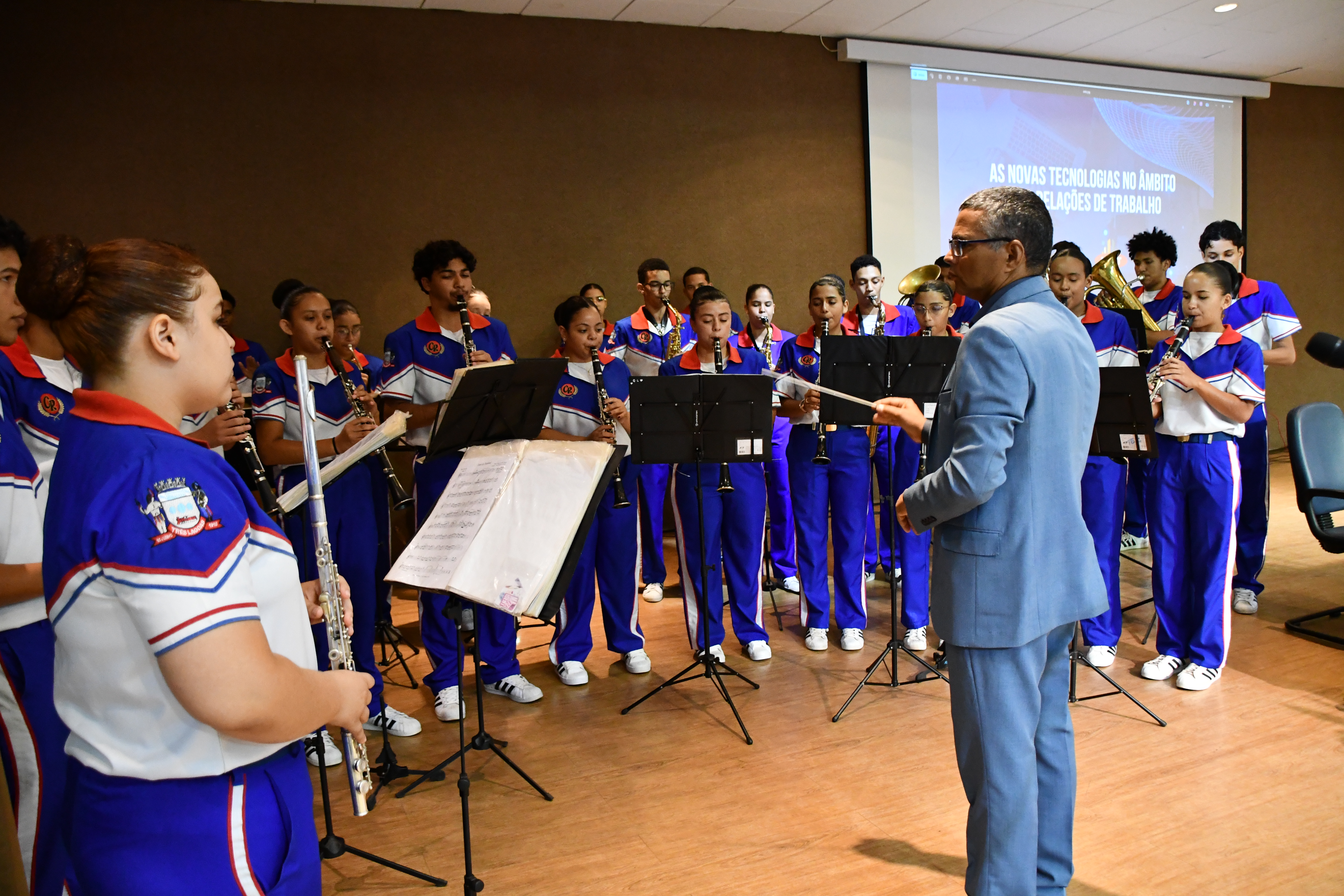 A abertura contou com uma apresentação cultural da Banda Cristo Redentor, sob a regência do maestro Luiz Carlos Relíquias da Silva