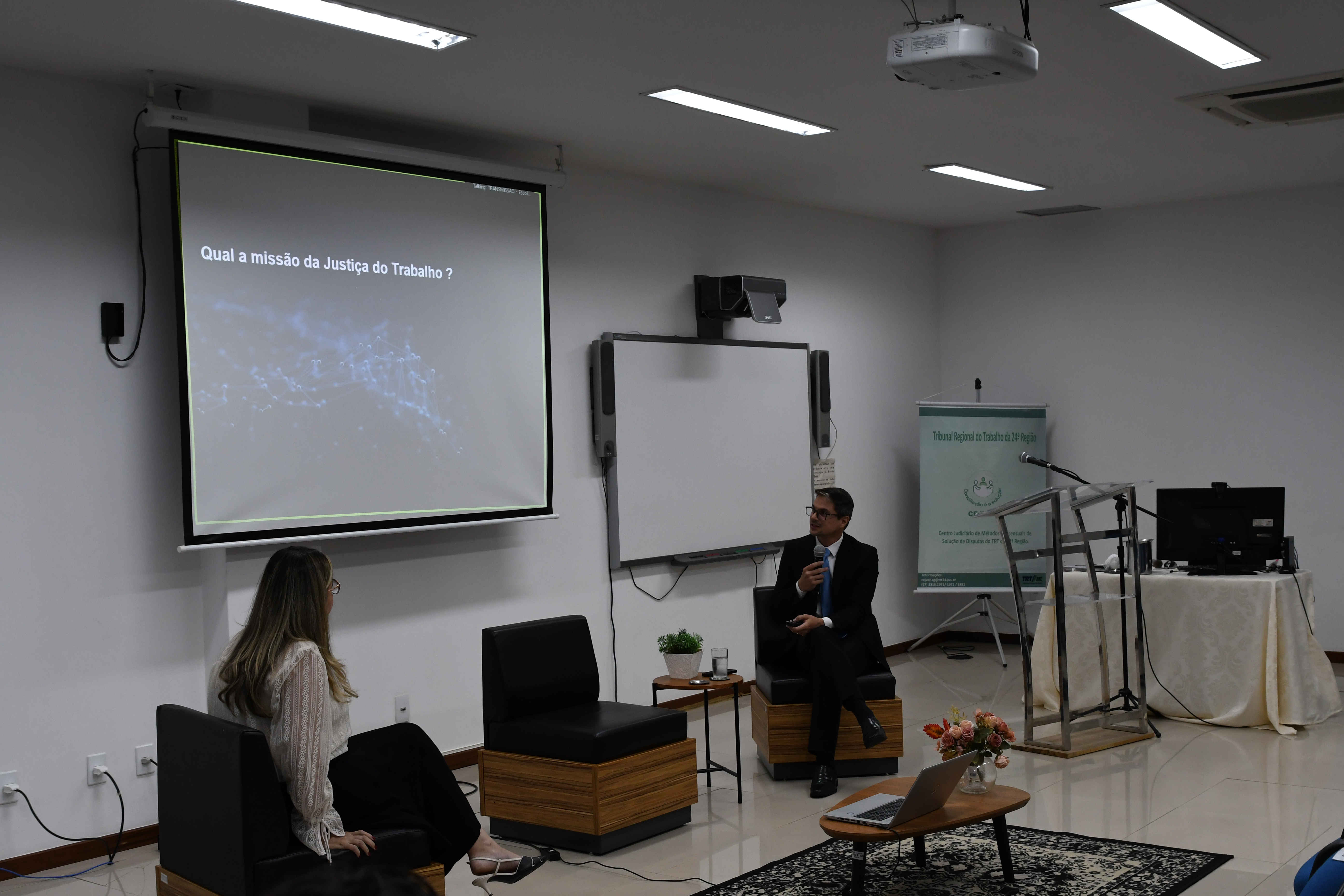 Encerrando a programação, a última palestra abordou o tema “Conciliação em Execução”,