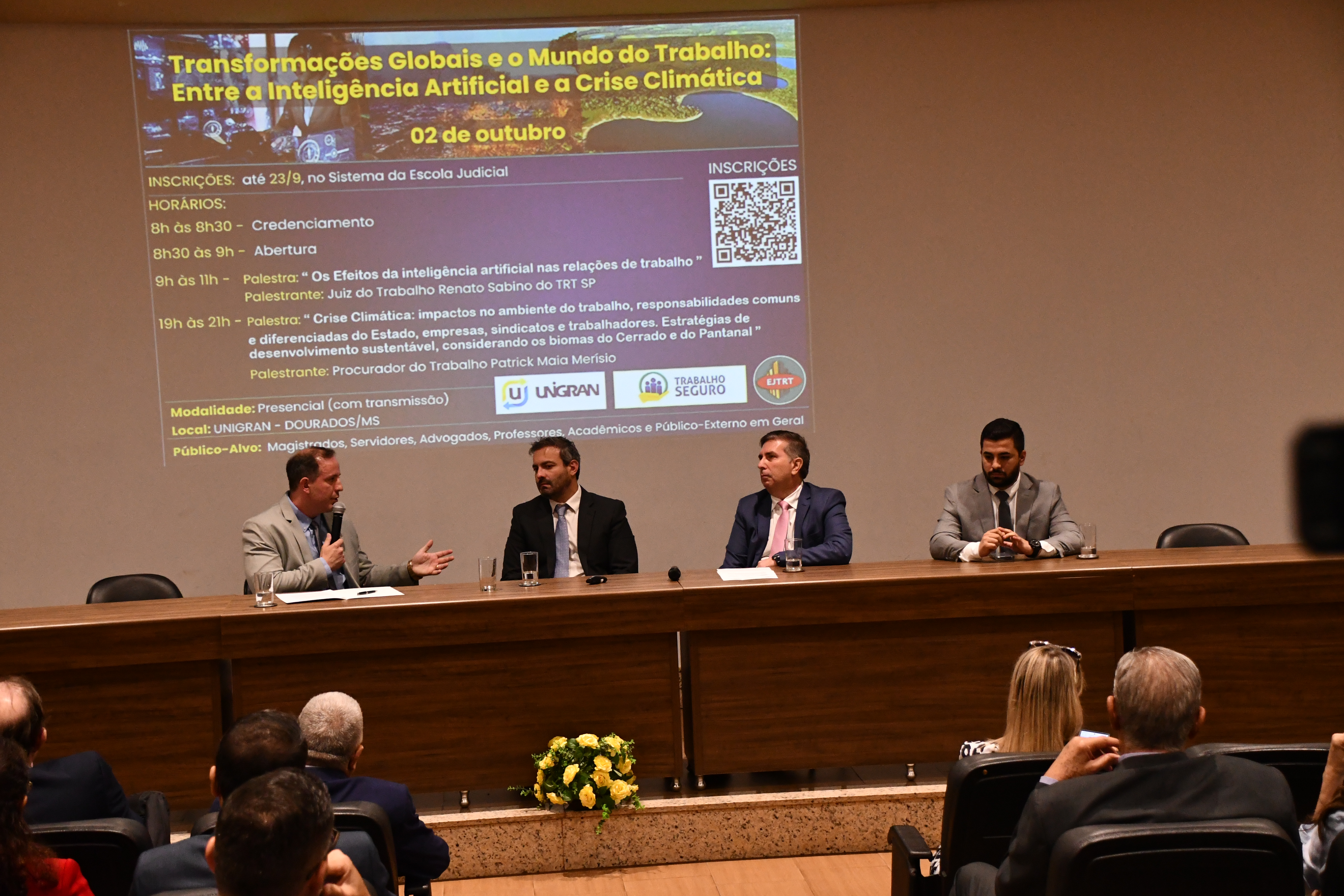 A programação incluiu a palestra “Os Efeitos da Inteligência Artificial nas Relações de Trabalho”, ministrada pelo juiz do trabalho Renato Sabino (TRT/SP)