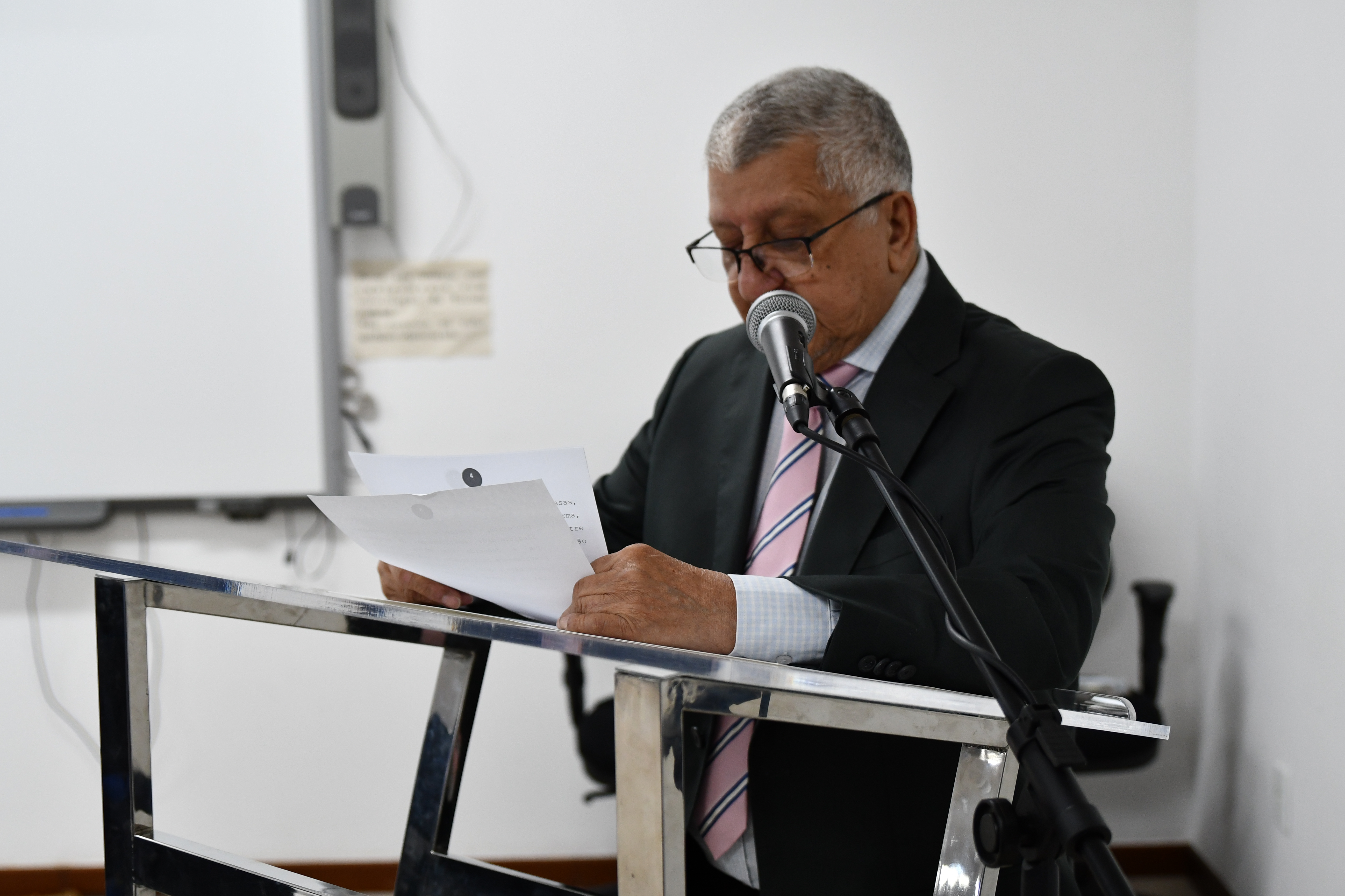 Na abertura, o diretor da EJUD do TRT/MS, desembargador Francisco das C. Lima Filho, destacou que a proposta da Escola Judicial foi promover um espaço de diálogo com diferentes segmentos da sociedade.