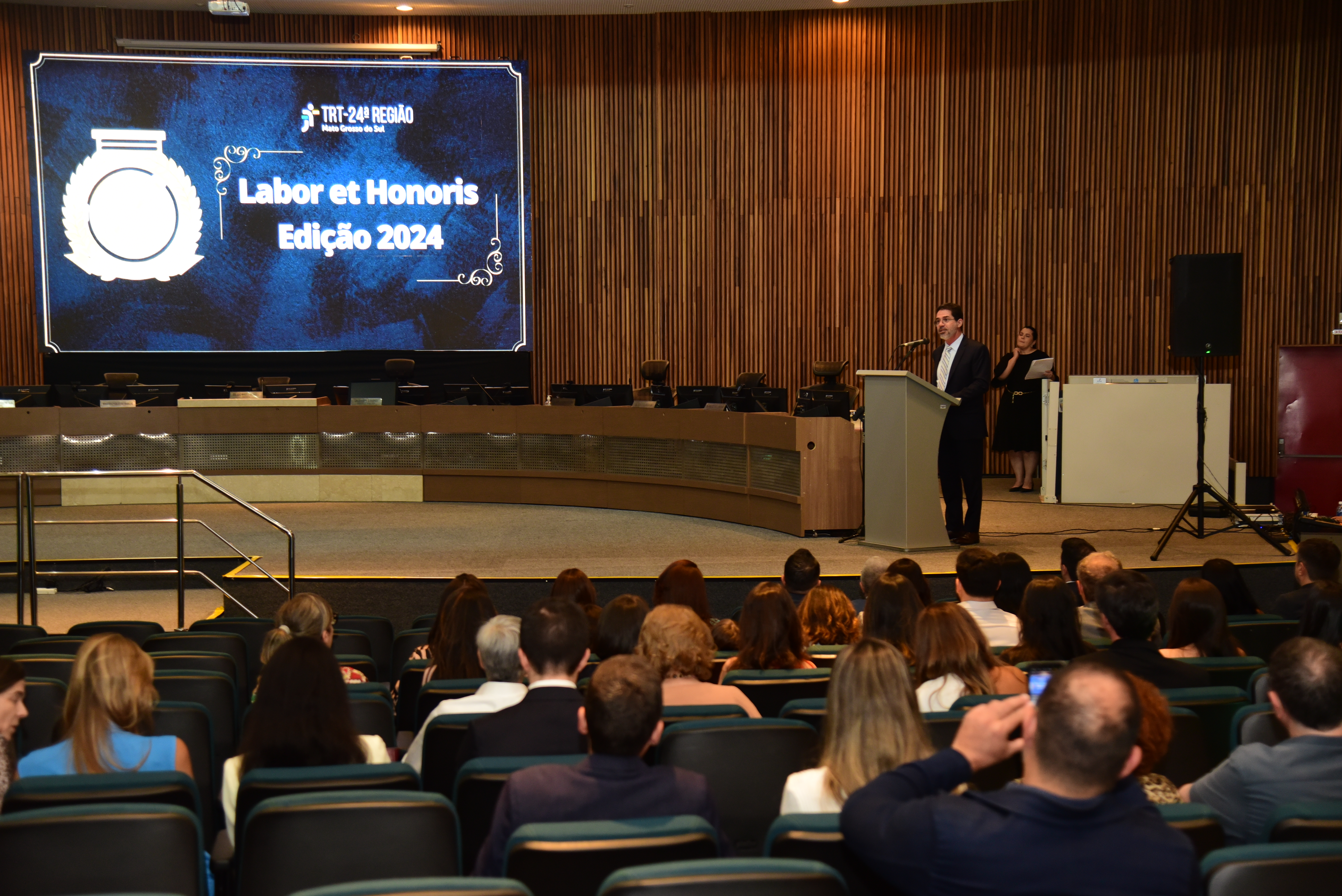 O Tribunal Regional do Trabalho da 24ª Região realizou, na última sexta-feira, 13 de dezembro, a entrega do Prêmio “Labor et Honoris” - Edição 2024