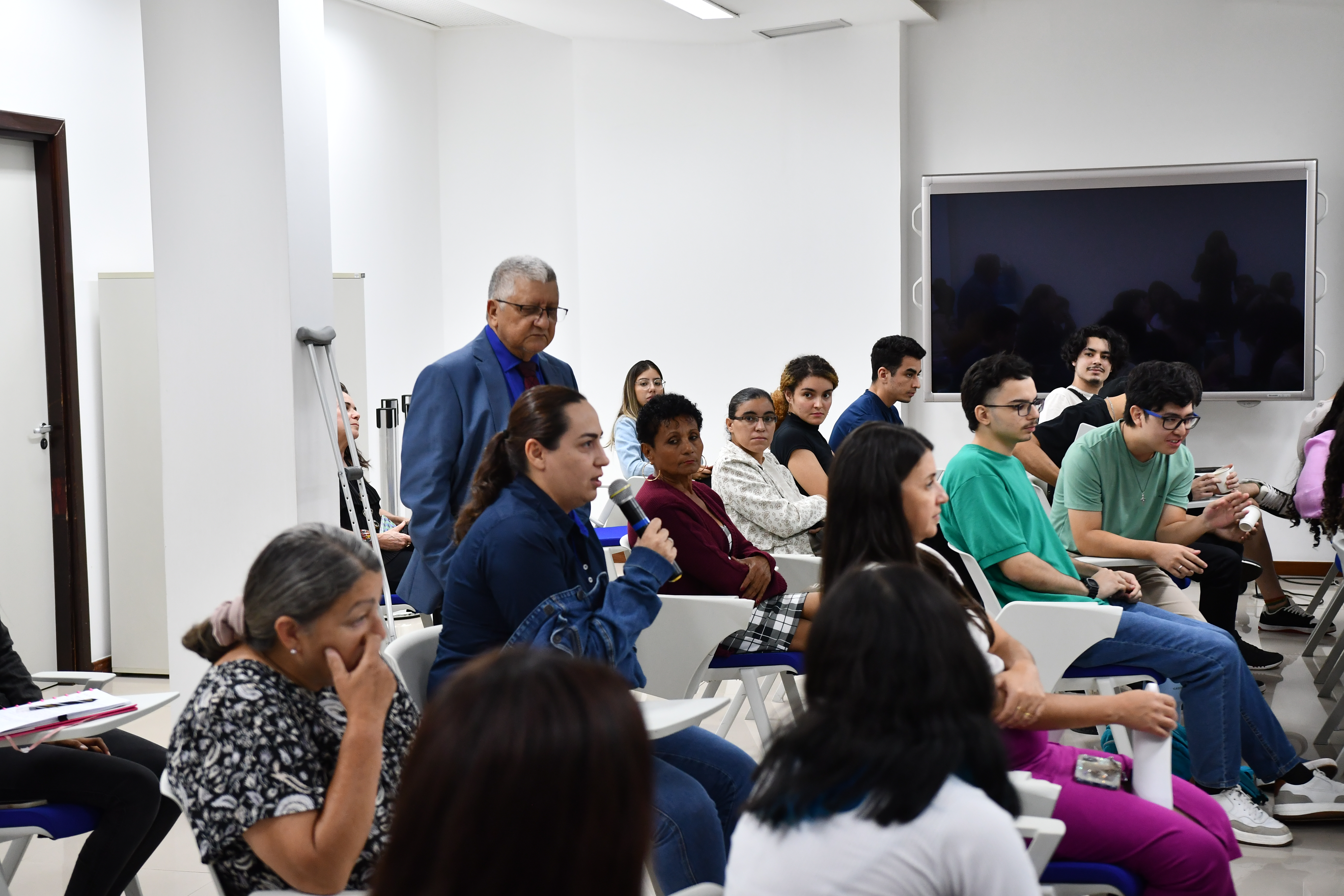 A professora do SENAC, Maria Aparecida de Lima, destacou a importância do evento para os jovens