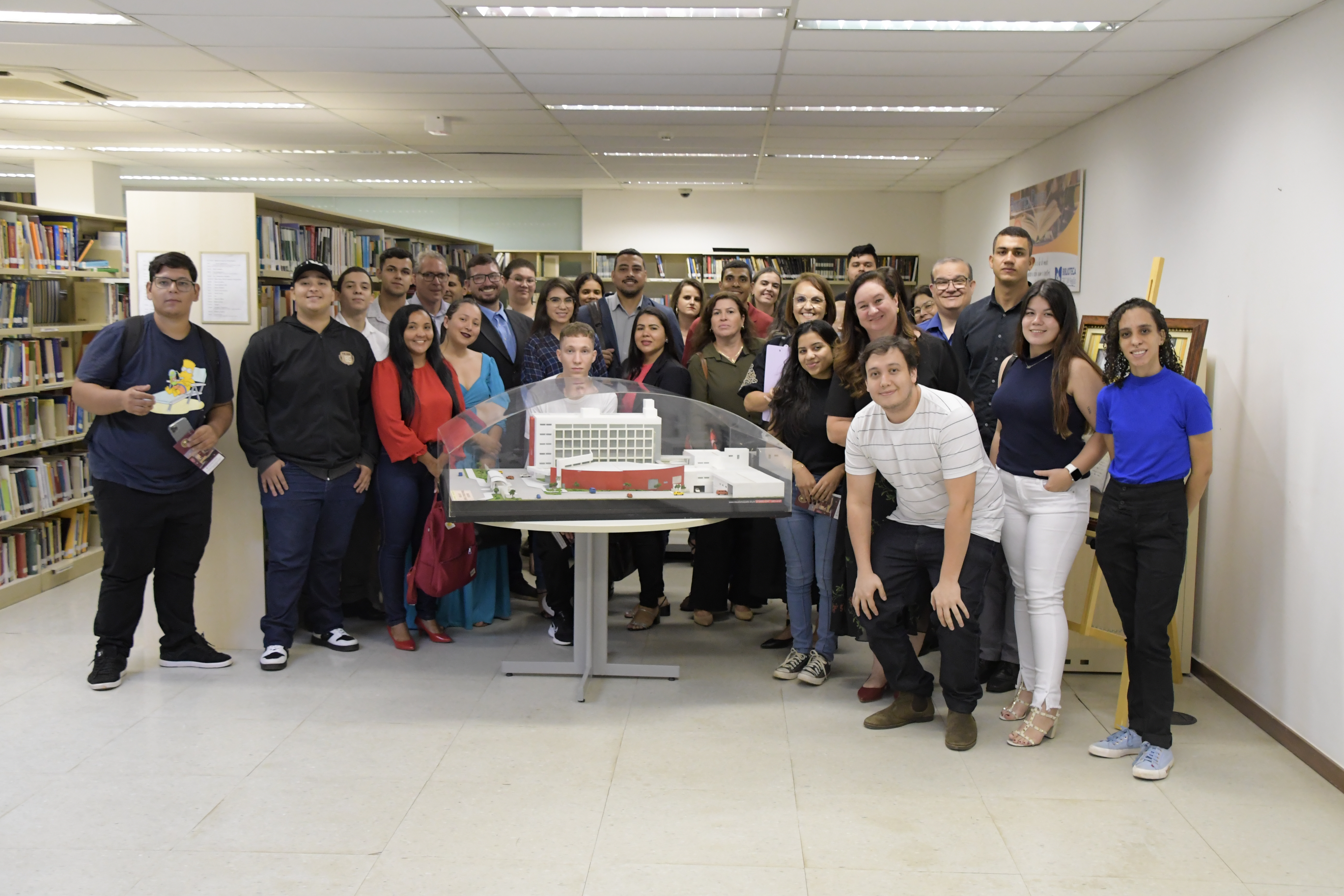 o Tribunal Regional do Trabalho da 24ª Região criou, em 2012, o Projeto "TRT na Prática"