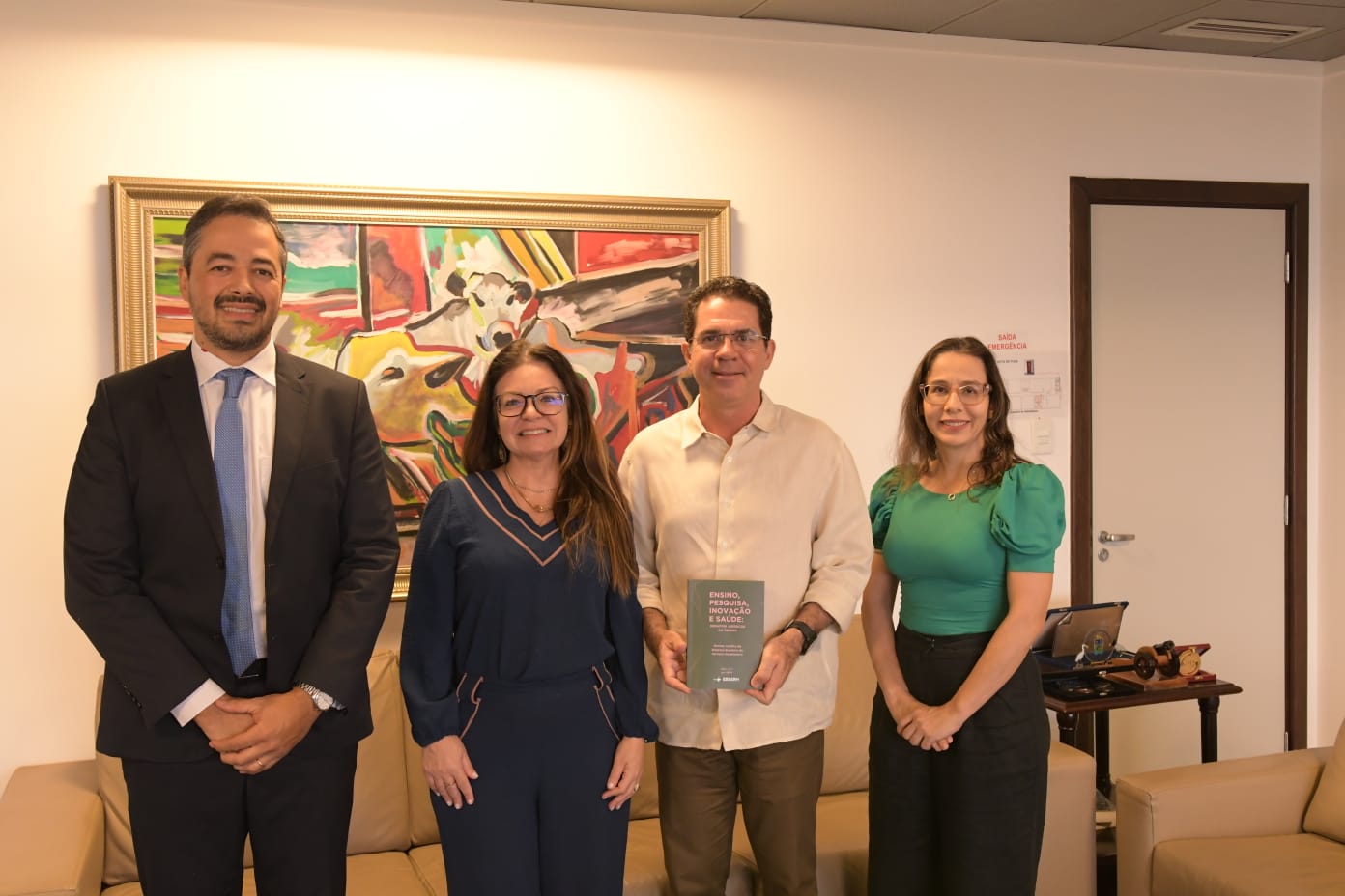 O Presidente do Tribunal Regional do Trabalho da 24ª Região, João Marcelo Balsanelli, recebeu na última sexta-feira (26) os advogados da Empresa Brasileira de Serviços Hospitalares – Ebserh