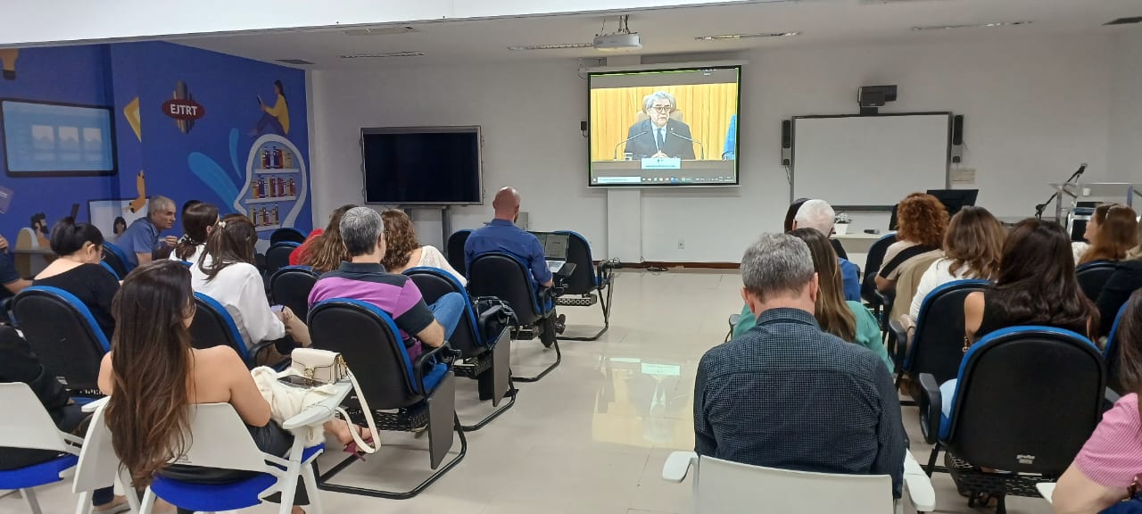 A Justiça do Trabalho deu início, nesta segunda-feira (18), à 1ª Semana Nacional dos Precedentes Trabalhistas, mobilizando o Tribunal Superior do Trabalho (TST) e os 24 Tribunais Regionais do Trabalho (TRTs) de todo o país.
