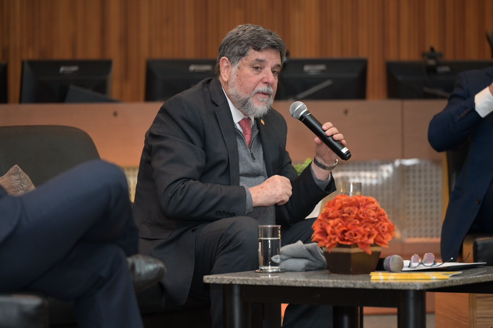 A iniciativa integra um projeto da Vice-Presidência do TST que percorre os Tribunais Regionais do Trabalho de todo o país com o objetivo de disseminar boas práticas de mediação e conciliação, incentivar a autocomposição e ampliar o diálogo entre as instituições.