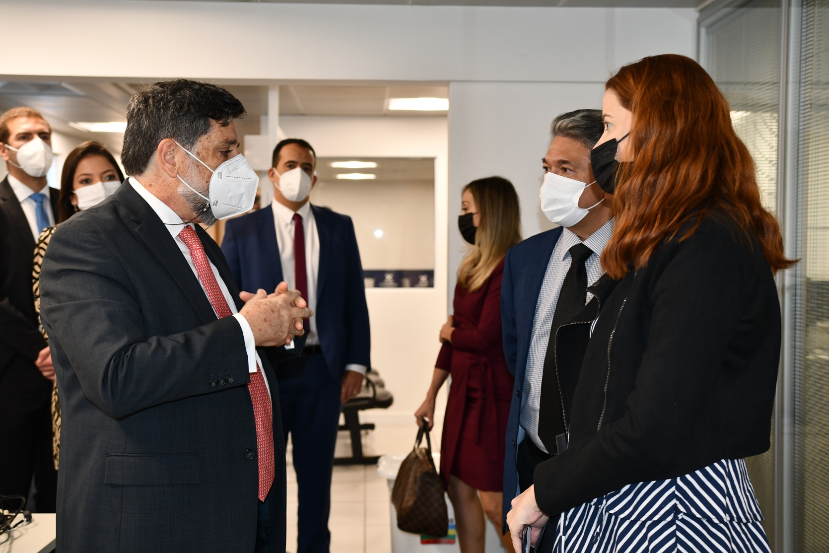 Fotografia do momento em que o corregedor-geral da Justiça do Trabalho, ministro Caputo Bastos, e sua equipe visitaram o Fórum Trabalhista de Campo Grande e o Centro Judiciário de Métodos Consensuais de Solução de Disputas, Cejusc 1