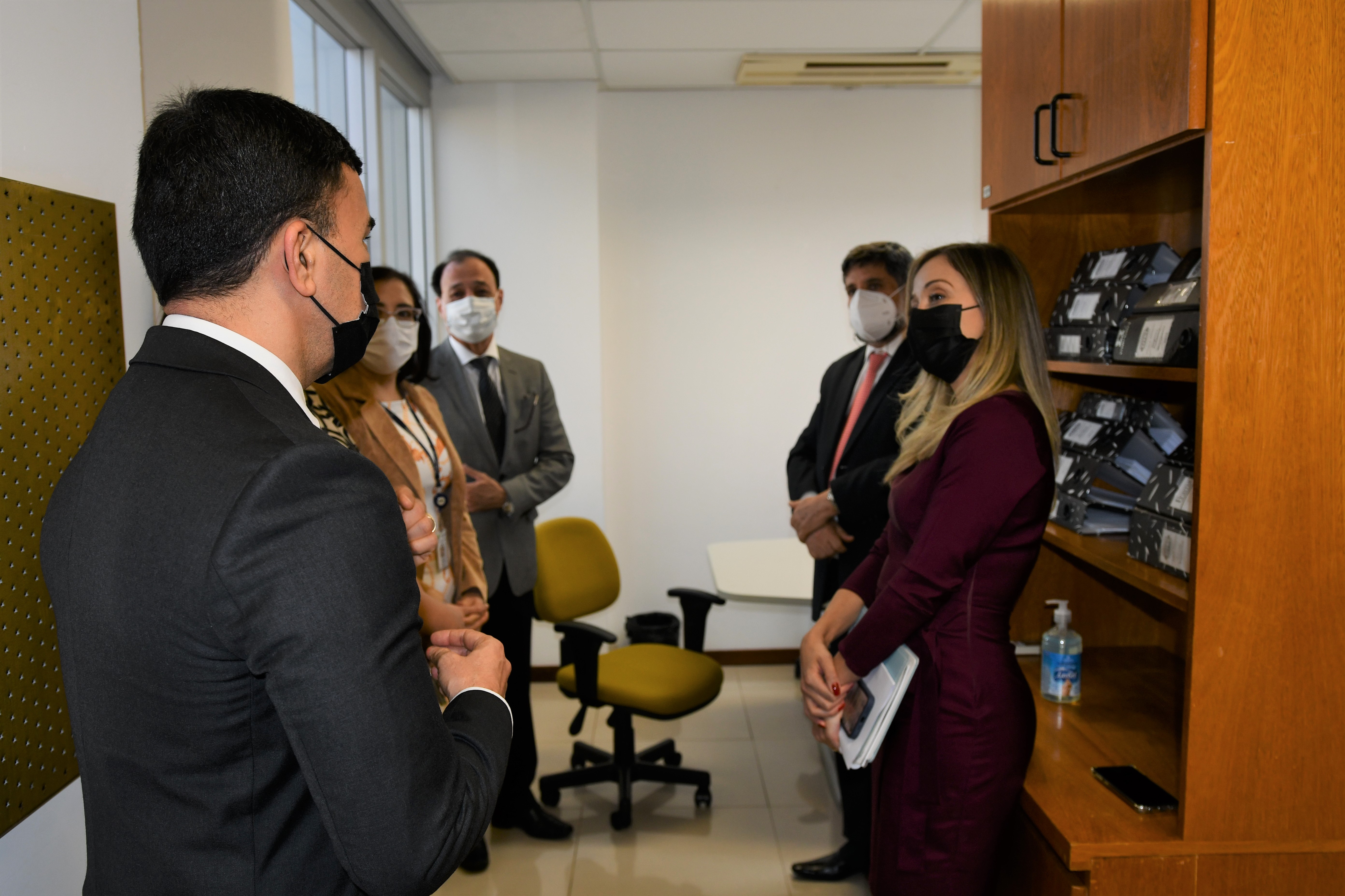 Foto da visita do Corregedor-Geral da Justiça do Trabalho, Caputo Bastos, e sua equipe visitaram a Escola Judicial do TRT 24.