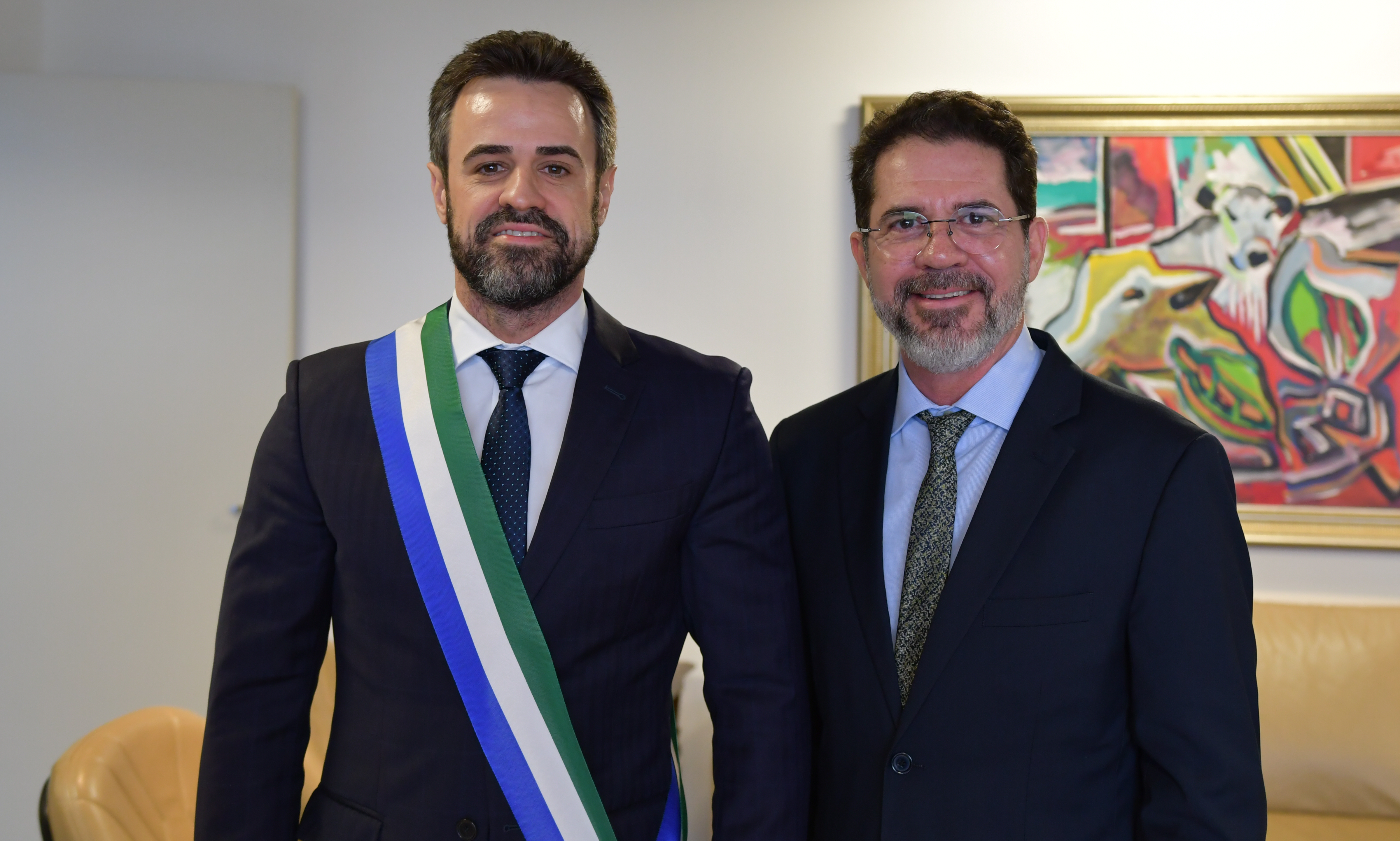 Desembargador João Marcelo ao lado do procurador