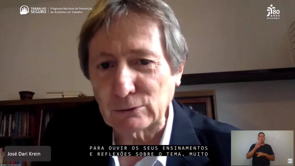 Foto do professor do Instituto de Economia da Unicamp e pesquisador do Centro de Estudos Sindicais e de Economia do Trabalho José Dari Krein