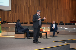 Café com o Ministro debate fortalecimento da cultura da conciliação no TRT/MS