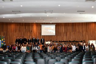 Acadêmicos da Anhanguera Unaes participam de mais uma edição do “TRT na Prática”