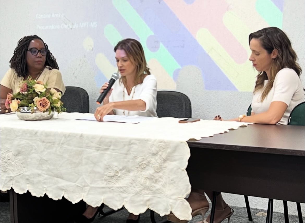 Ouvidora da Mulher do TRT/MS participa de evento sobre fiscalização do trabalho doméstico e o combate à discriminação de gênero