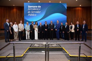 TRT24 homenageia magistrados e servidores por 30 anos de dedicação à Justiça do Trabalho