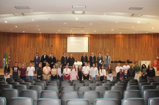 TRT na Prática recebe alunos da UFMS para vivenciar sessão da Primeira Turma