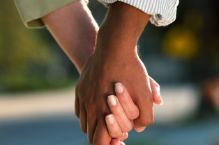 TRT/MS mantém justa causa de coordenador que manteve relacionamentos amorosos com subordinadas