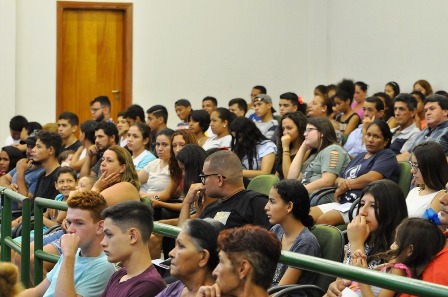 Ribas do Rio Pardo recebe audiência pública sobre a Lei da Aprendizagem
